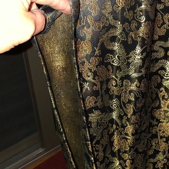 Black & gold size 10 asian print pencil skirt with side slits - Picture 10 of 15